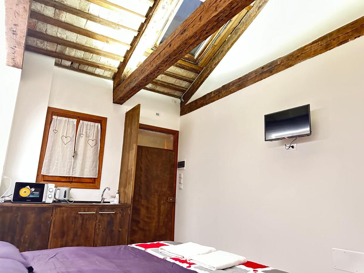 Venice Rainbow Apartments San Zaccaria Екстериор снимка